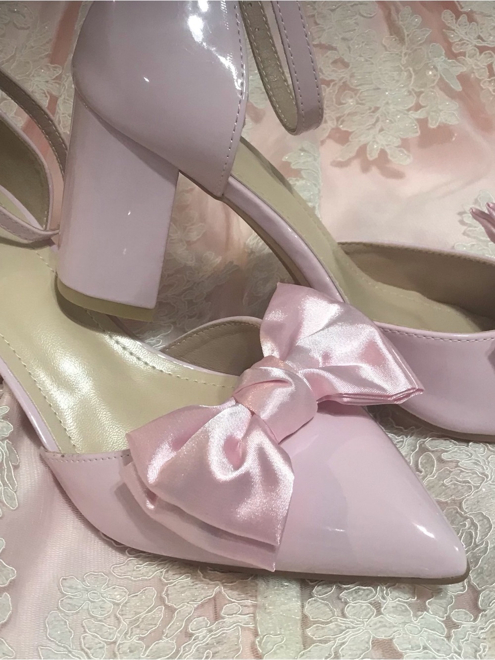 Women's Pink Bow Pointed Toe Block Heel Pumps